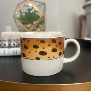 Vintage 1990s cheetah print mug
